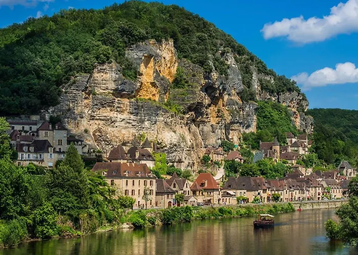 Private Pool With Stunning Views Of The Chateau!! Sunset